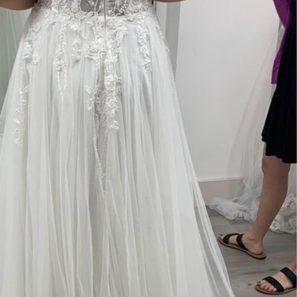 Strapless Wedding Gown - Picture 3 of 4